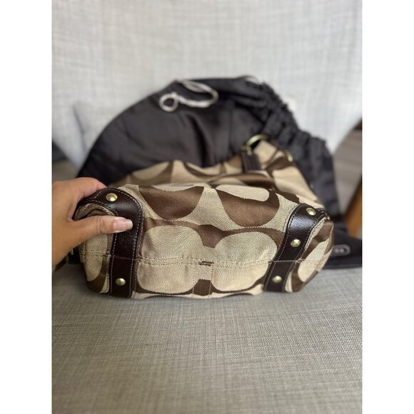 Coach Carly Signature Hobo Bag Brown Sz M Jacquard Shoulder Bag Bronze Hardware - Picture 5 of 13